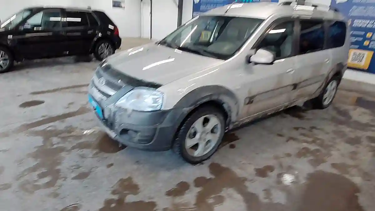 LADA (ВАЗ) Largus Cross 2017 года за 4 200 000 тг. в Астана