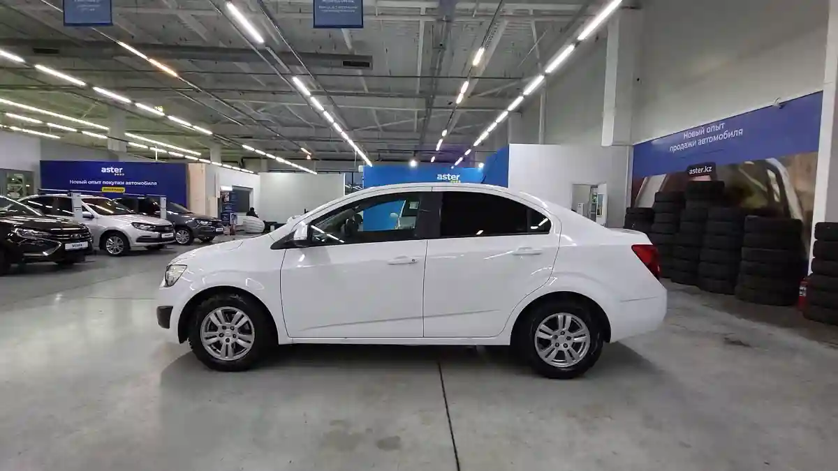 Chevrolet Aveo 2014 года за 3 790 000 тг. в Усть-Каменогорск