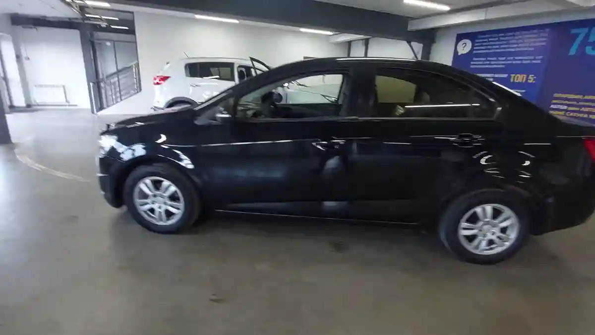 Chevrolet Aveo 2015 года за 4 500 000 тг. в Астана