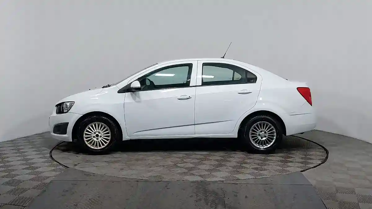 Chevrolet Aveo 2014 года за 2 790 000 тг. в Астана