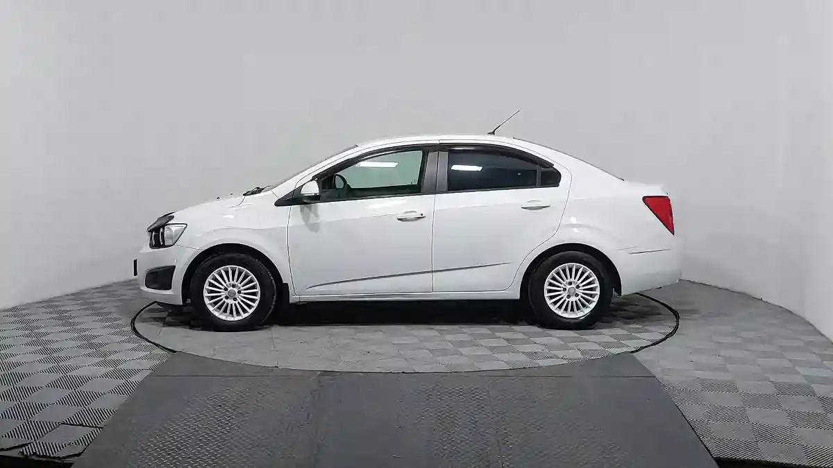 Chevrolet Aveo 2014 года за 3 590 000 тг. в Астана