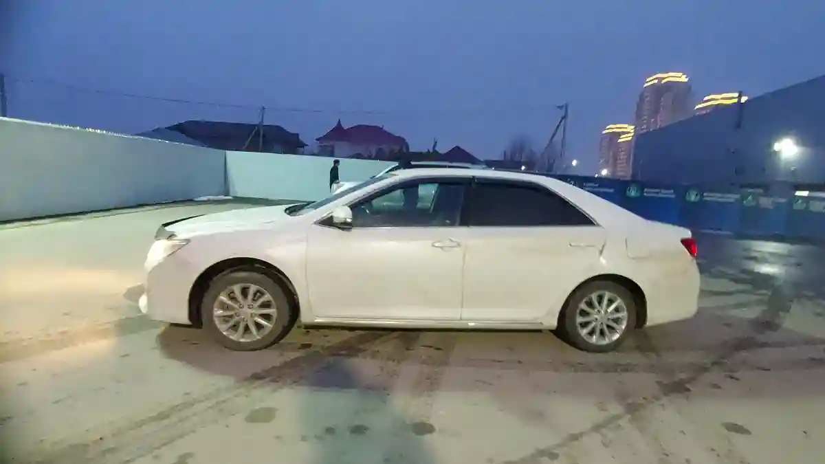 Toyota Camry 2014 года за 8 500 000 тг. в Шымкент