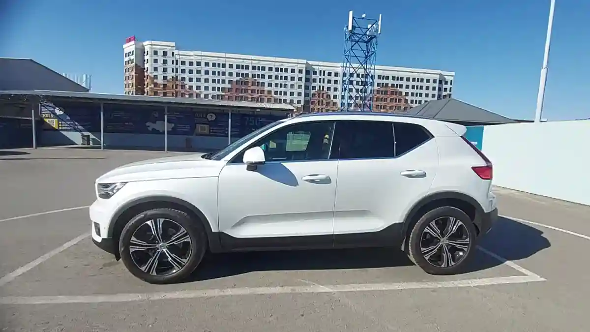 Volvo XC40 2021 года за 19 000 000 тг. в Шымкент