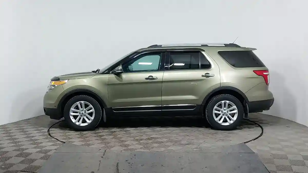 Ford Explorer 2013 года за 10 690 000 тг. в Астана