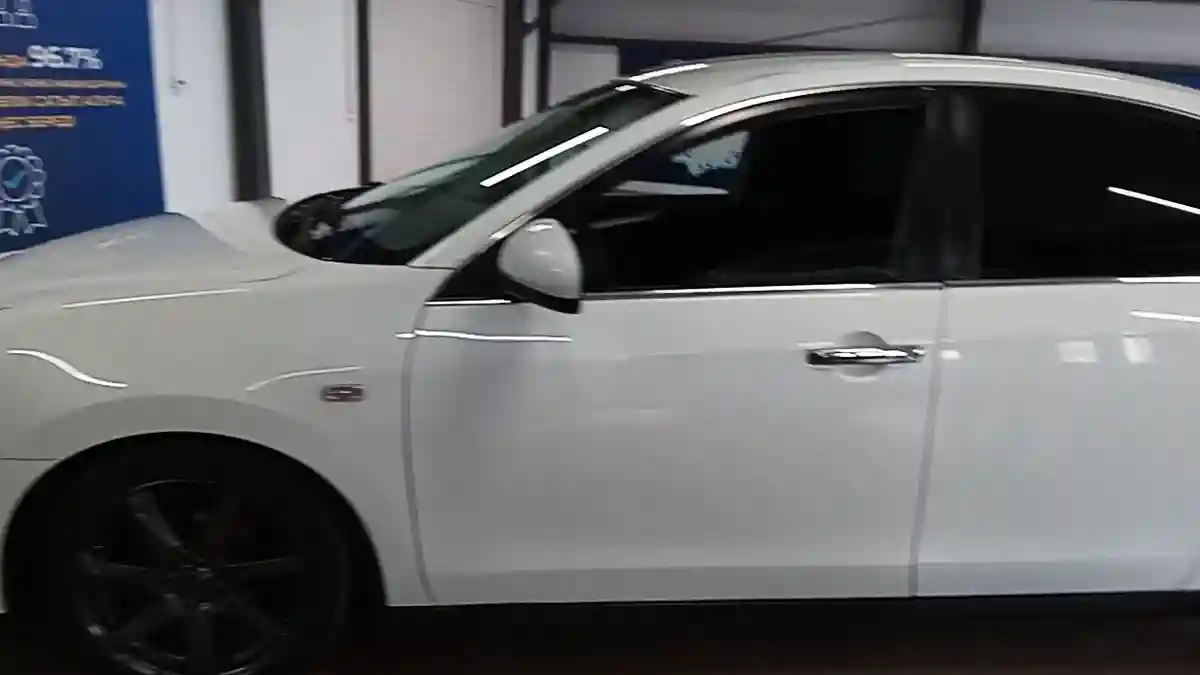 Nissan Almera 2013 года за 3 500 000 тг. в Астана