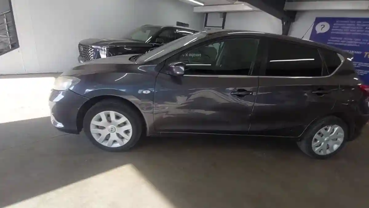 Nissan Tiida 2015 года за 5 900 000 тг. в Астана