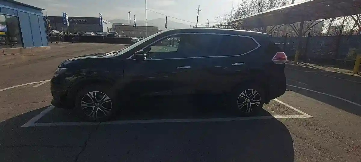 Nissan X-Trail 2016 года за 8 000 000 тг. в Алматы