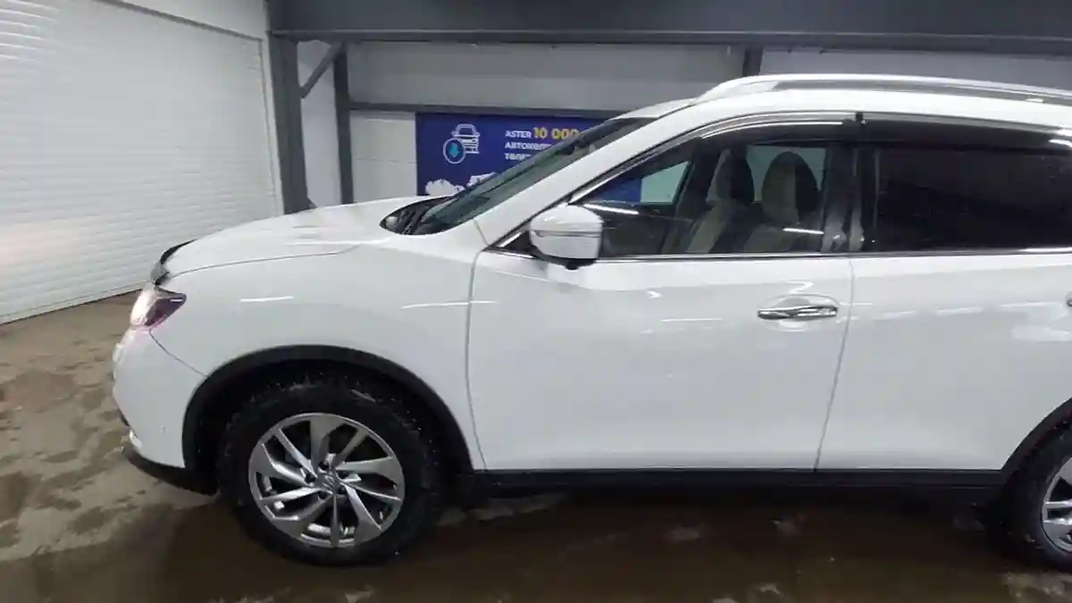 Nissan X-Trail 2017 года за 9 500 000 тг. в Астана