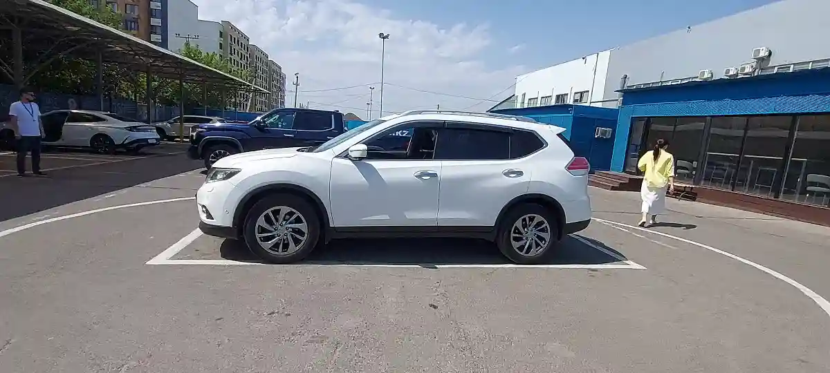 Nissan X-Trail 2017 года за 11 000 000 тг. в Алматы
