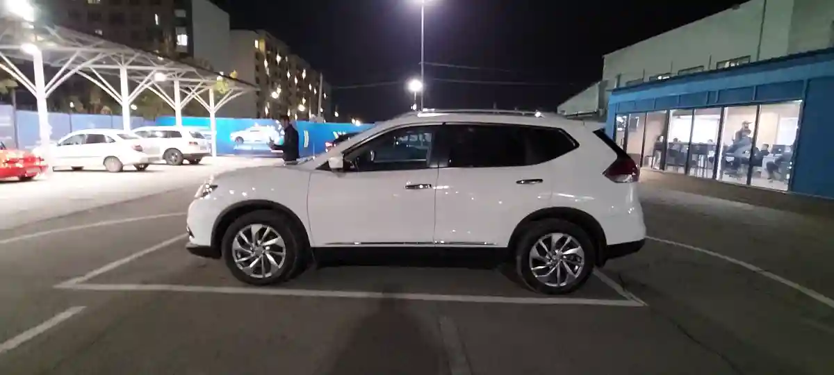 Nissan X-Trail 2017 года за 9 500 000 тг. в Алматы