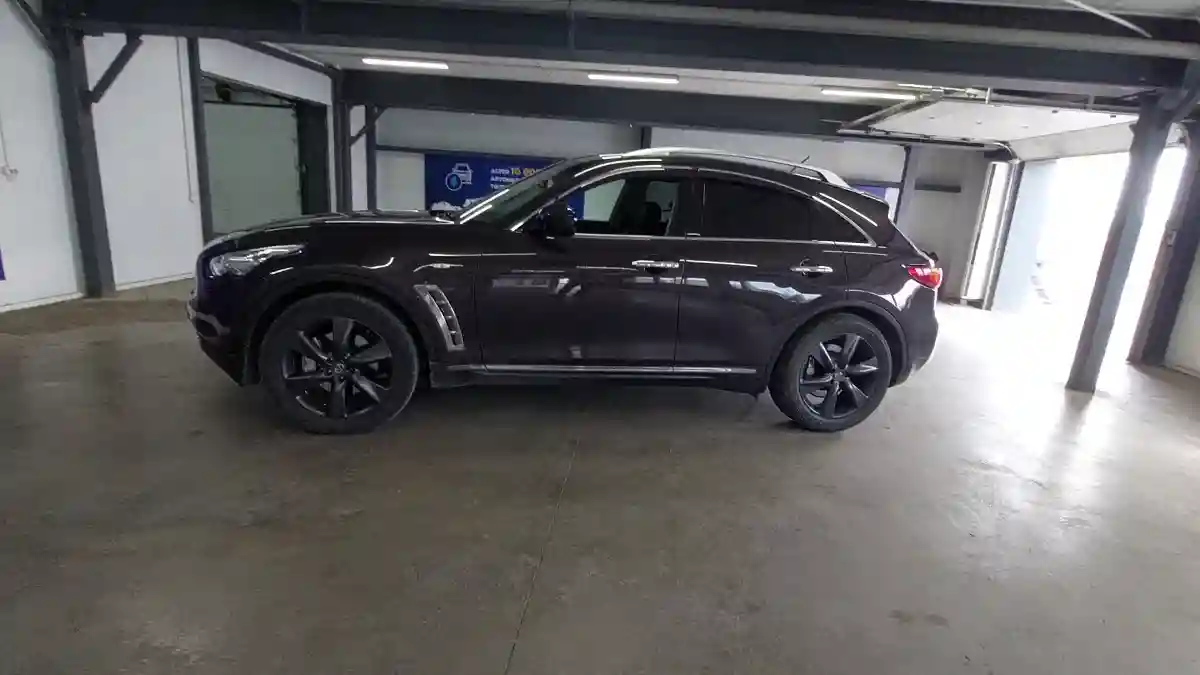 Infiniti FX 2013 года за 10 000 000 тг. в Астана