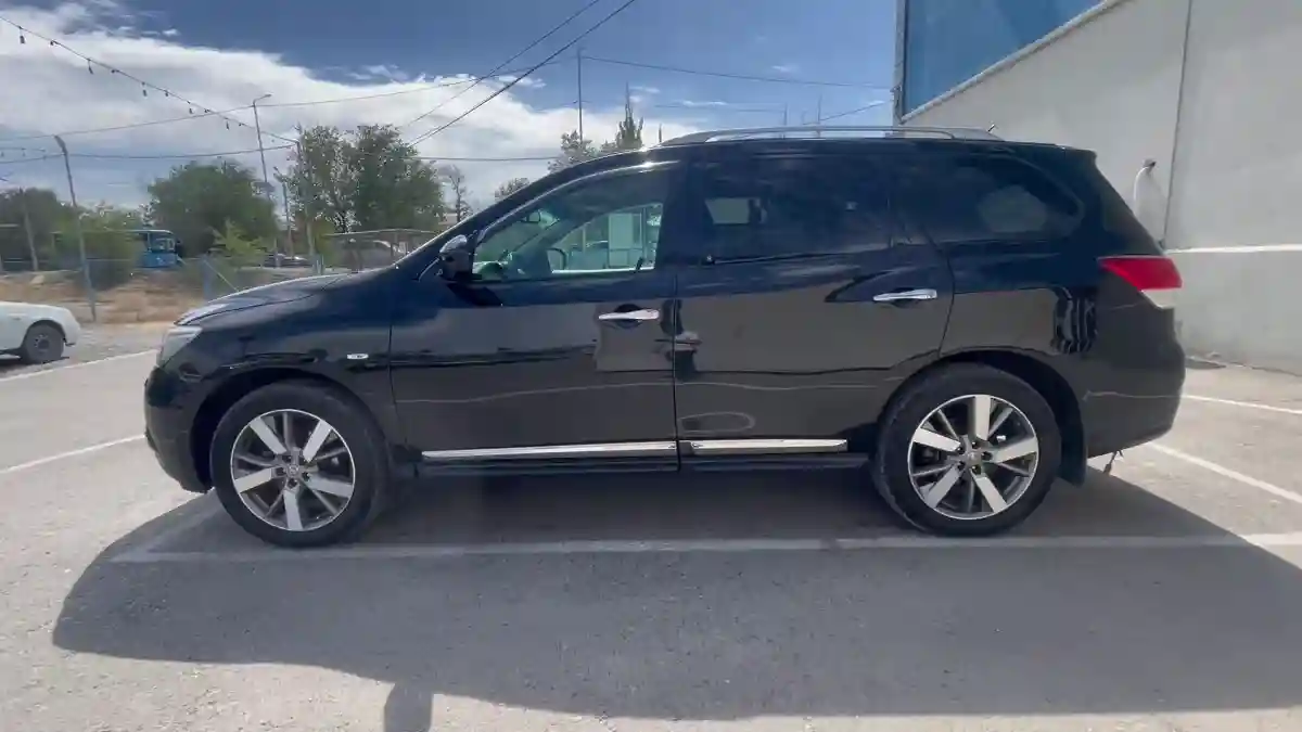 Nissan Pathfinder 2014 года за 9 290 000 тг. в Тараз