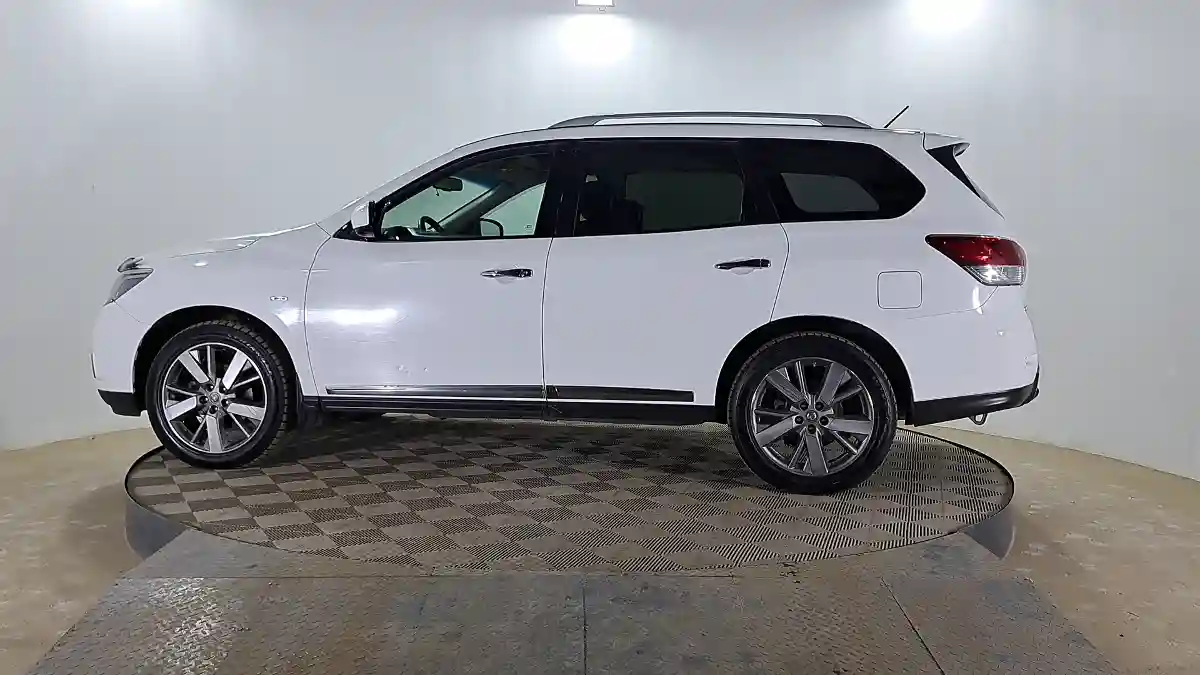 Nissan Pathfinder 2014 года за 10 900 000 тг. в Актобе
