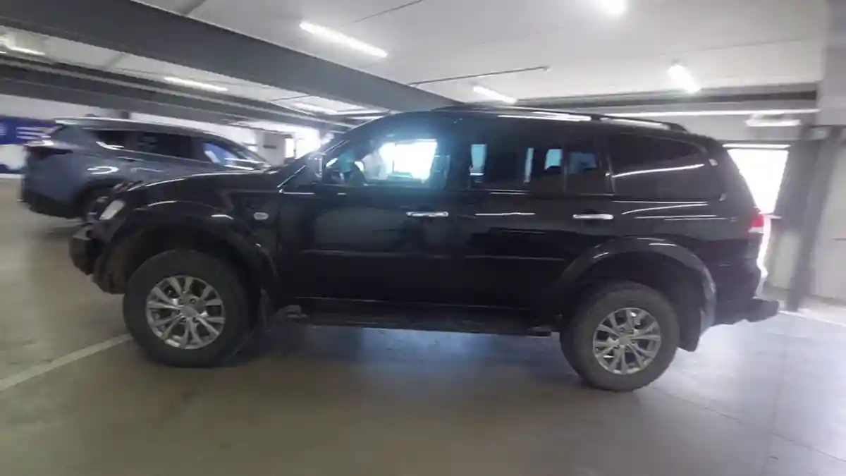 Mitsubishi Pajero Sport 2014 года за 9 000 000 тг. в Астана