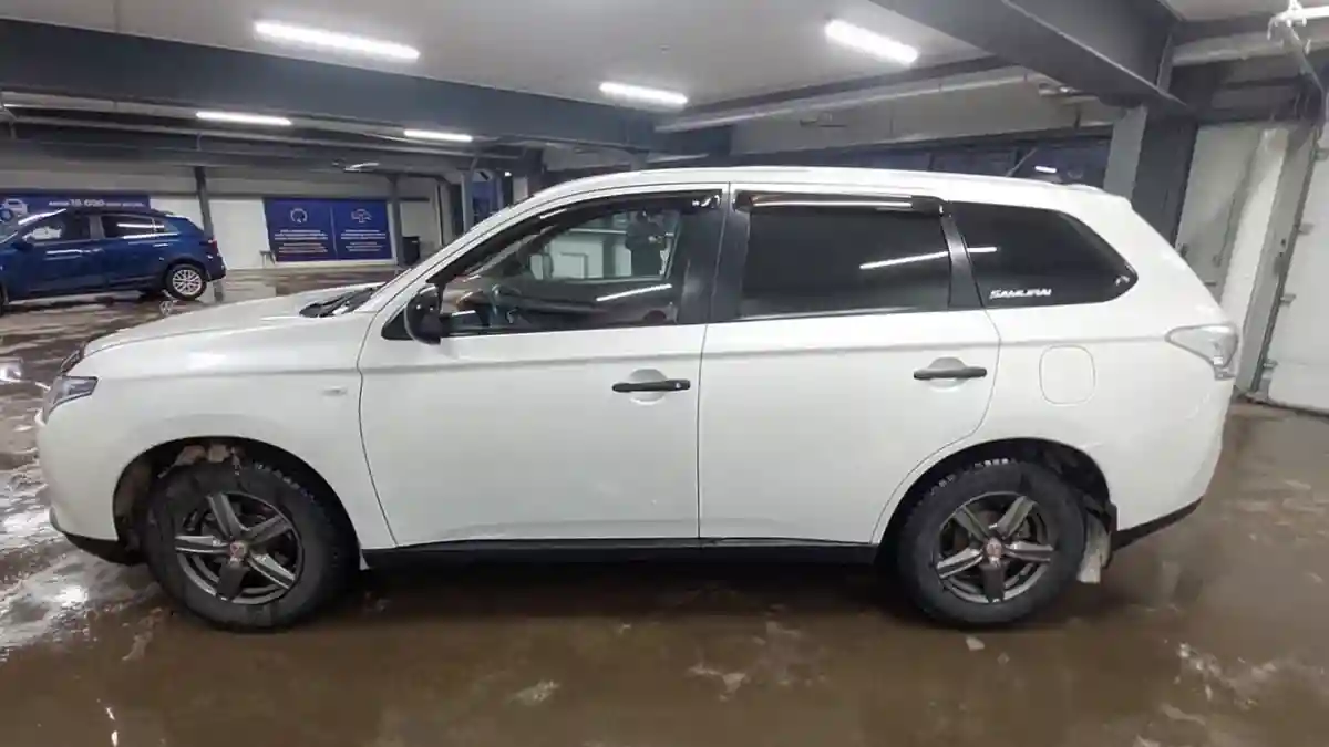 Mitsubishi Outlander 2014 года за 7 200 000 тг. в Астана