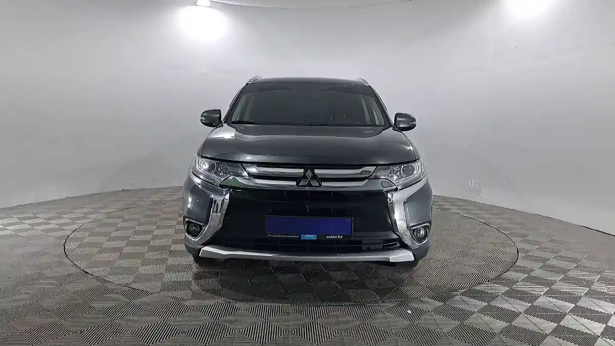 Mitsubishi Outlander 2015 года за 9 500 000 тг. в Павлодар