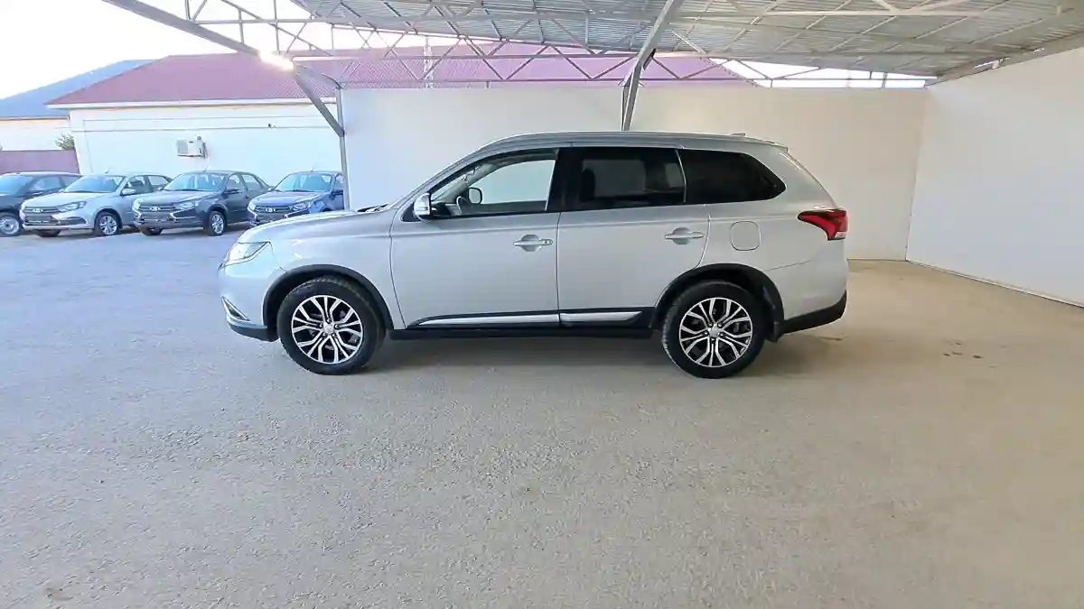 Mitsubishi Outlander 2018 года за 9 300 000 тг. в Кызылорда