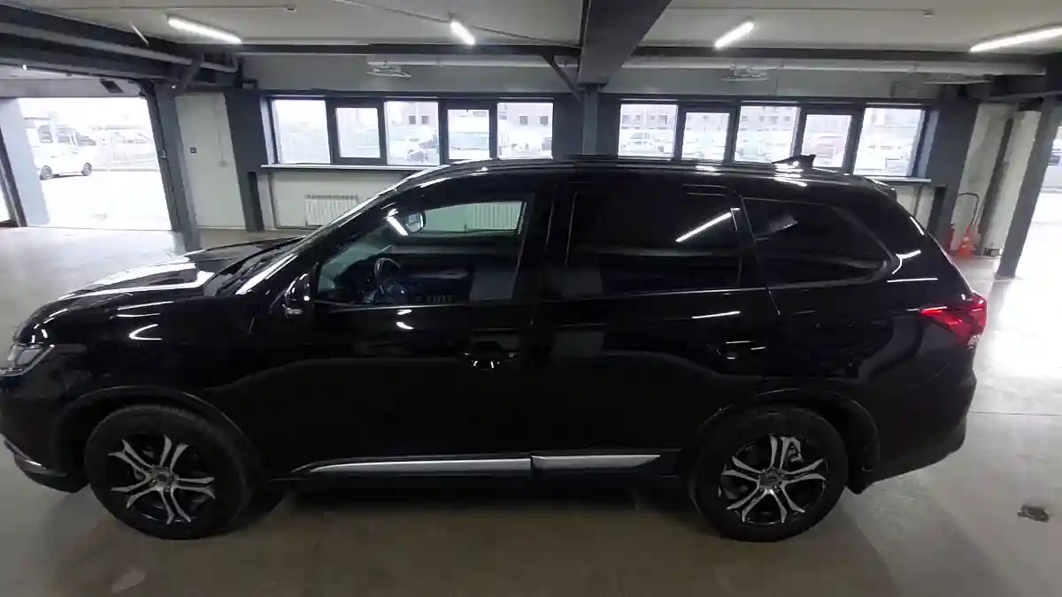 Mitsubishi Outlander 2019 года за 7 700 000 тг. в Астана