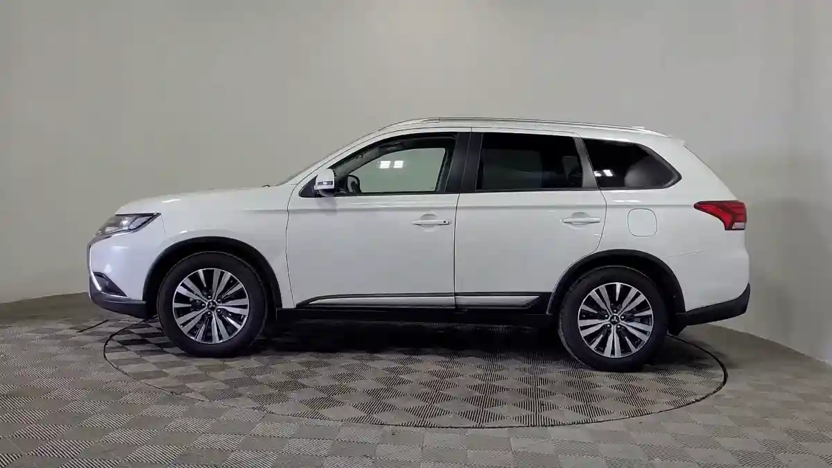 Mitsubishi Outlander 2020 года за 10 700 000 тг. в Алматы