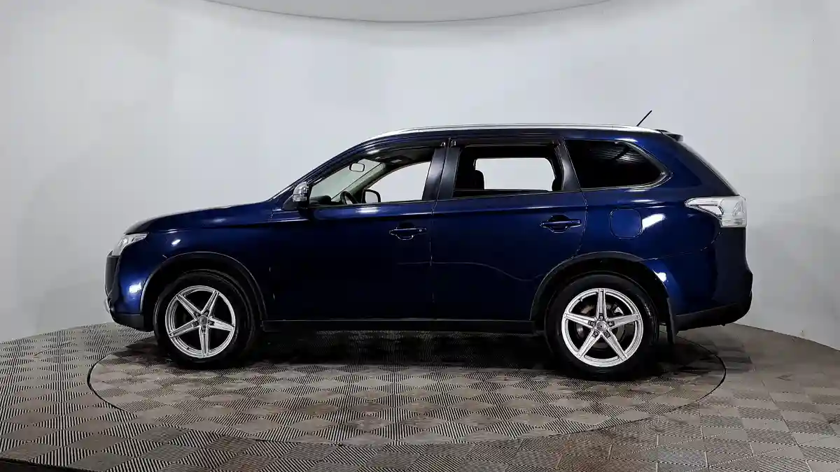 Mitsubishi Outlander 2014 года за 6 990 000 тг. в Астана