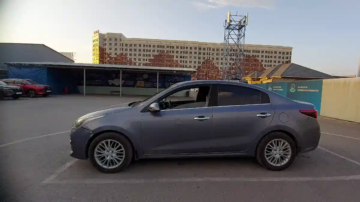Kia Rio 2018 года за 7 000 000 тг. в Шымкент