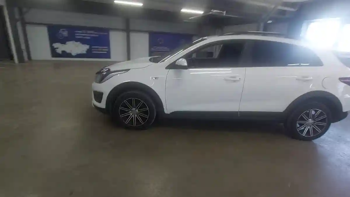 Kia Rio 2020 года за 7 500 000 тг. в Астана