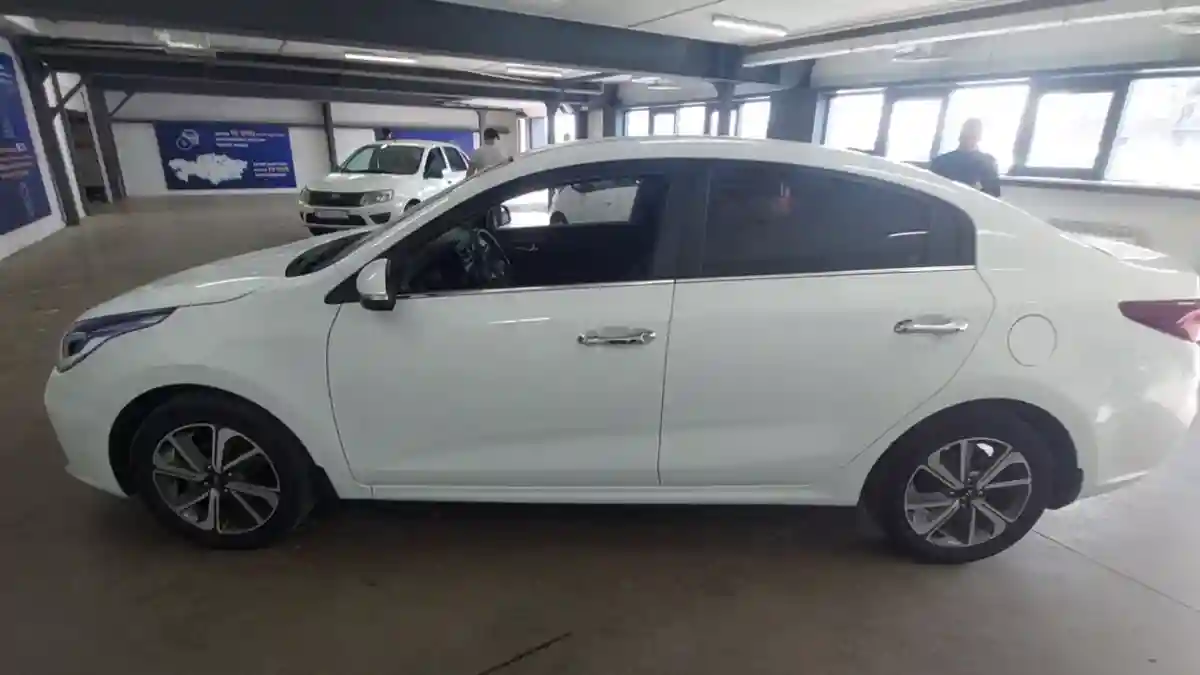 Kia Rio 2019 года за 8 500 000 тг. в Астана