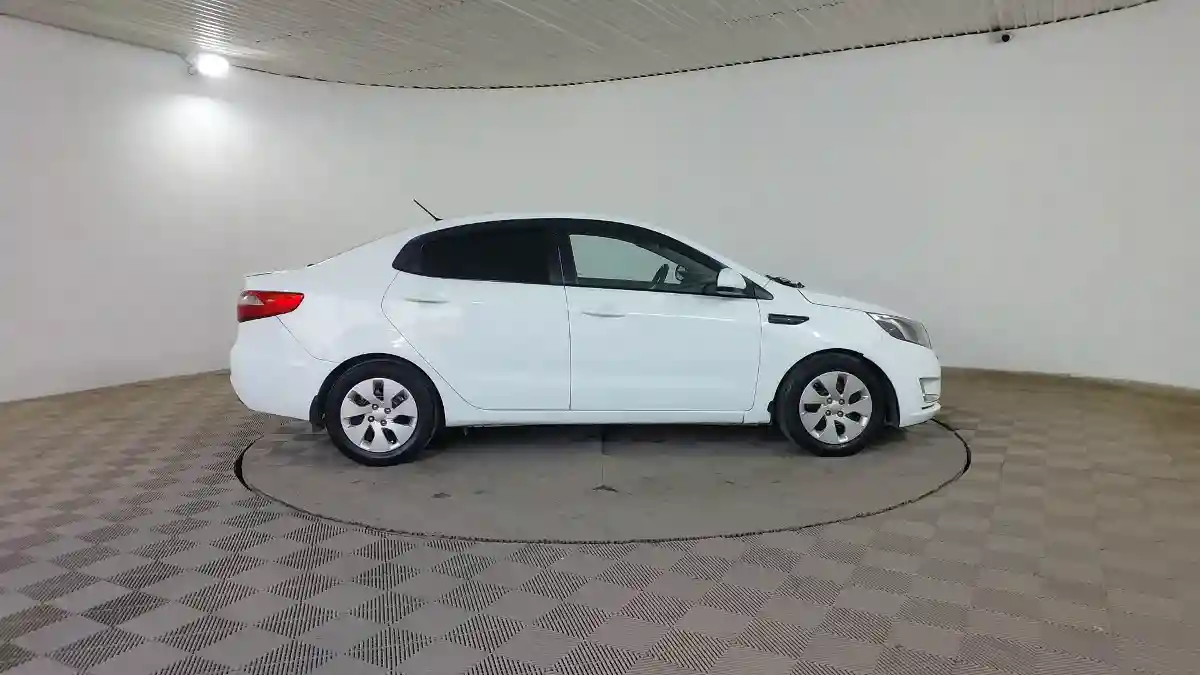 Kia Rio 2014 года за 2 990 000 тг. в Шымкент