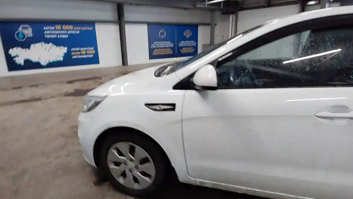 Kia Rio 2015 года за 4 700 000 тг. в Астана