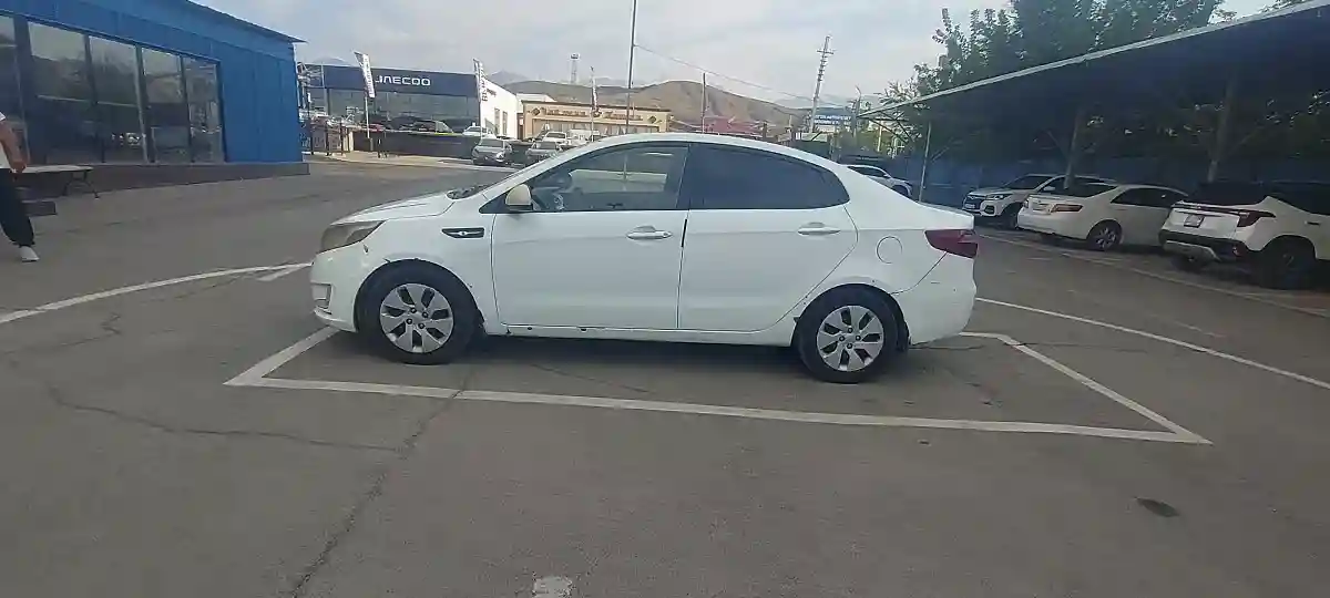 Kia Rio 2013 года за 3 200 000 тг. в Алматы