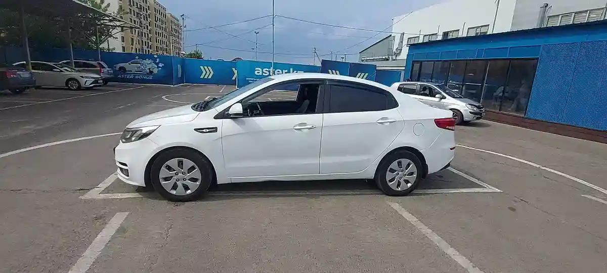 Kia Rio 2015 года за 4 300 000 тг. в Алматы
