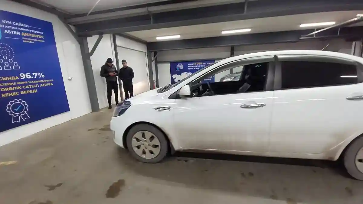 Kia Rio 2013 года за 5 500 000 тг. в Астана
