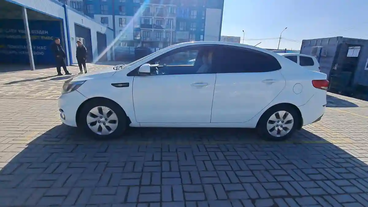 Купить Kia Rio 2015 года в Алматы, цена 6000000 тенге. Продажа Kia Rio ...