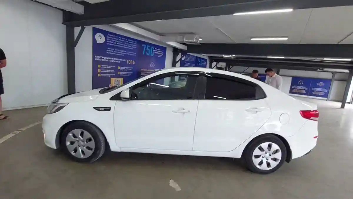 Kia Rio 2015 года за 6 000 000 тг. в Астана