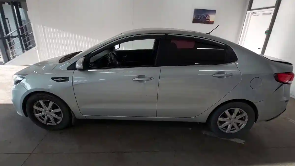 Kia Rio 2015 года за 6 590 000 тг. в Астана