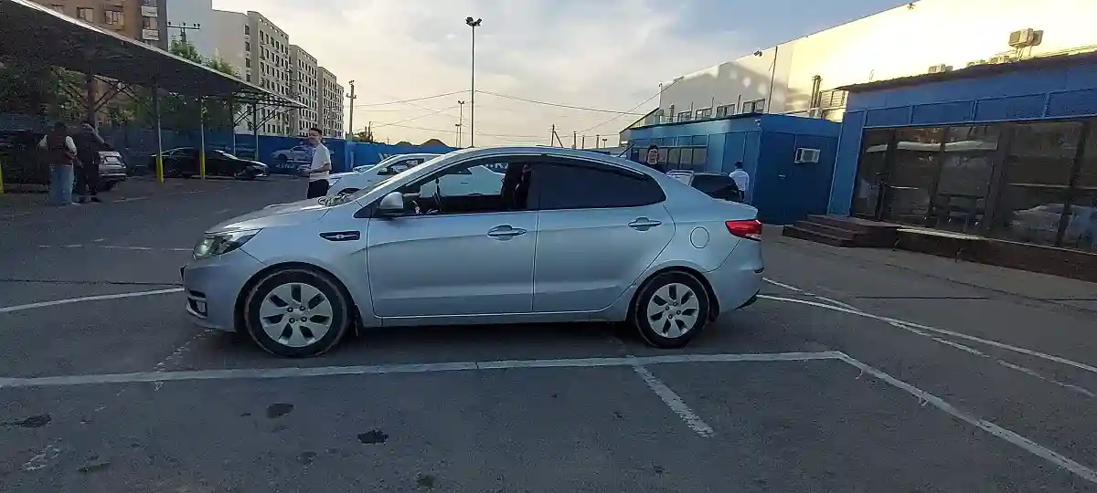 Kia Rio 2015 года за 5 700 000 тг. в Алматы