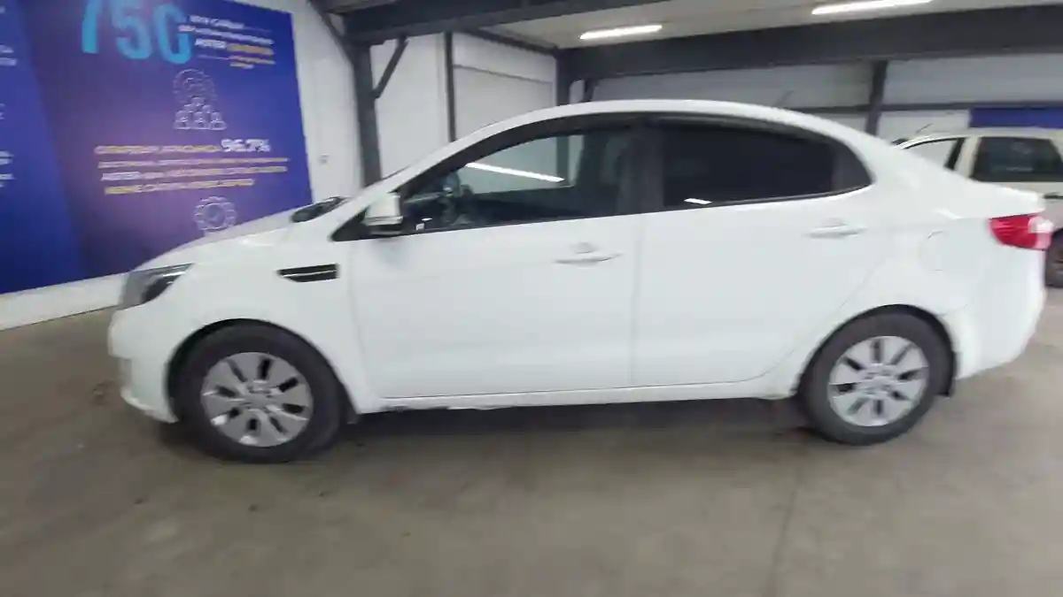 Kia Rio 2013 года за 3 500 000 тг. в Астана