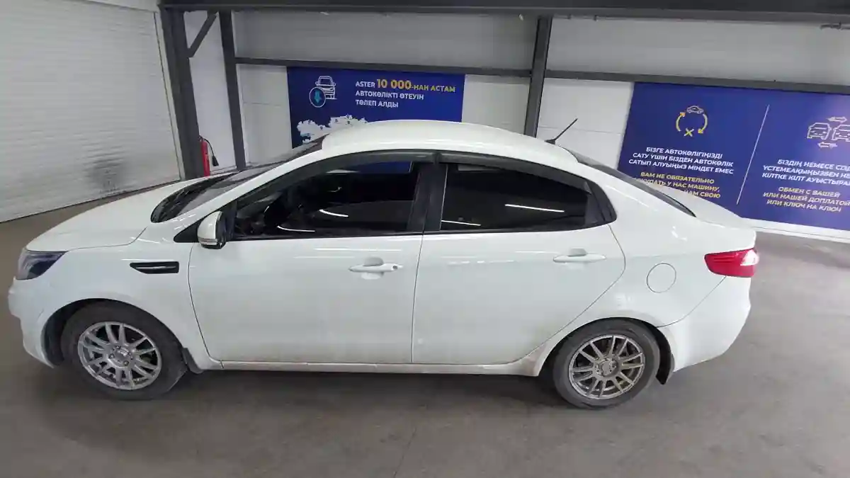 Kia Rio 2015 года за 5 000 000 тг. в Астана