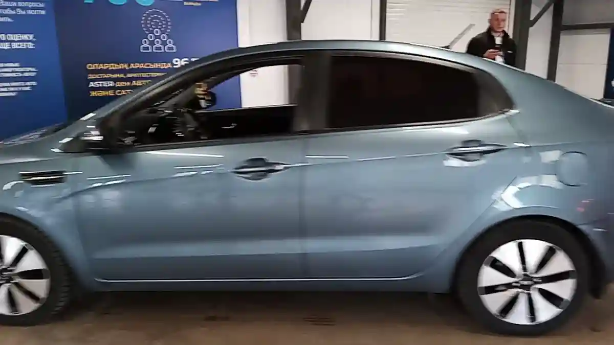 Kia Rio 2013 года за 5 000 000 тг. в Астана
