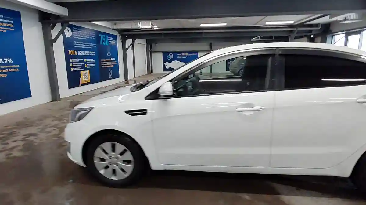 Kia Rio 2013 года за 4 500 000 тг. в Астана