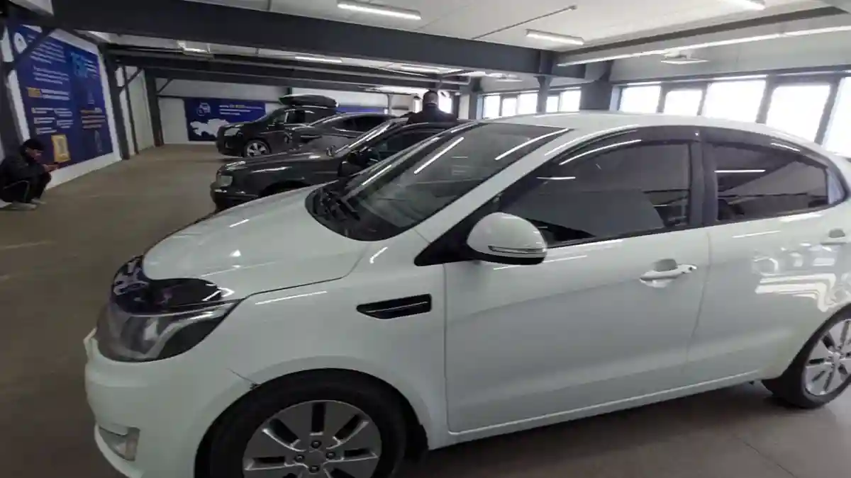 Kia Rio 2015 года за 5 500 000 тг. в Астана