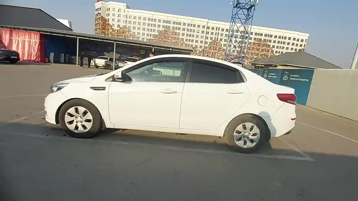Kia Rio 2015 года за 5 600 000 тг. в Шымкент