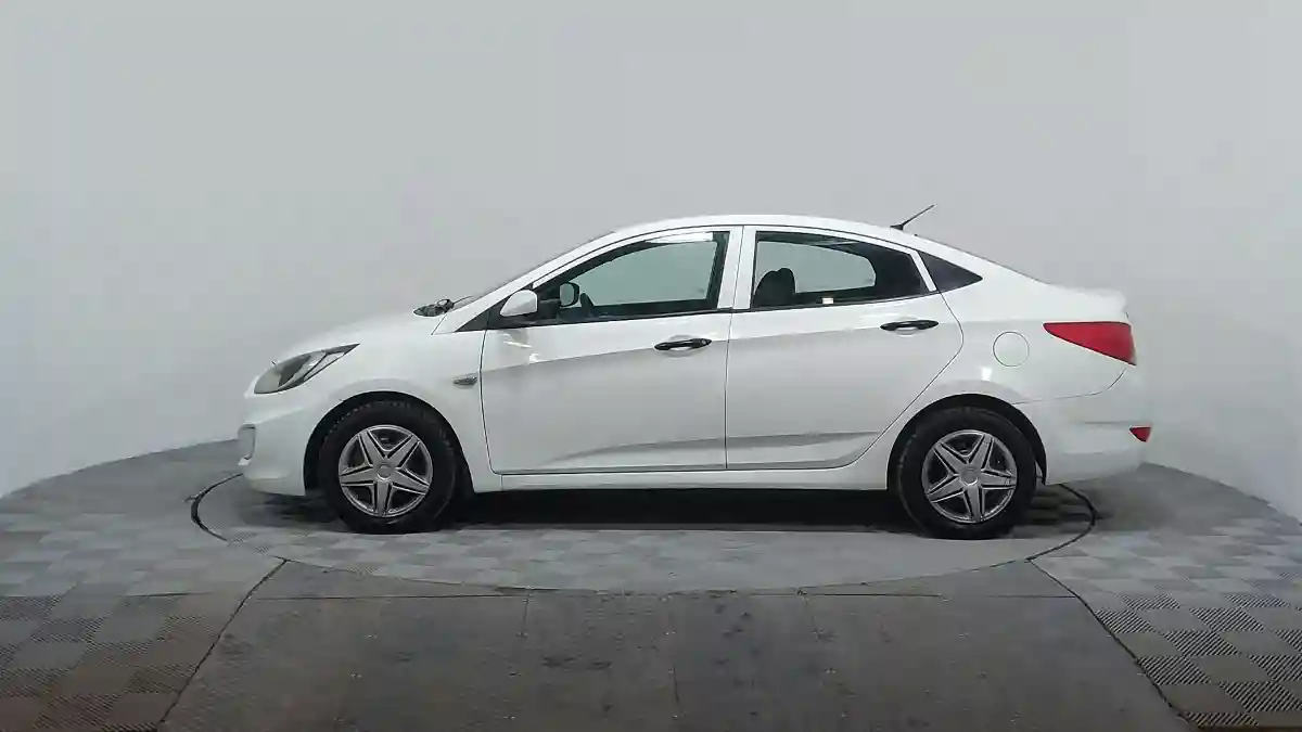 Hyundai Accent 2014 года за 3 290 000 тг. в Астана