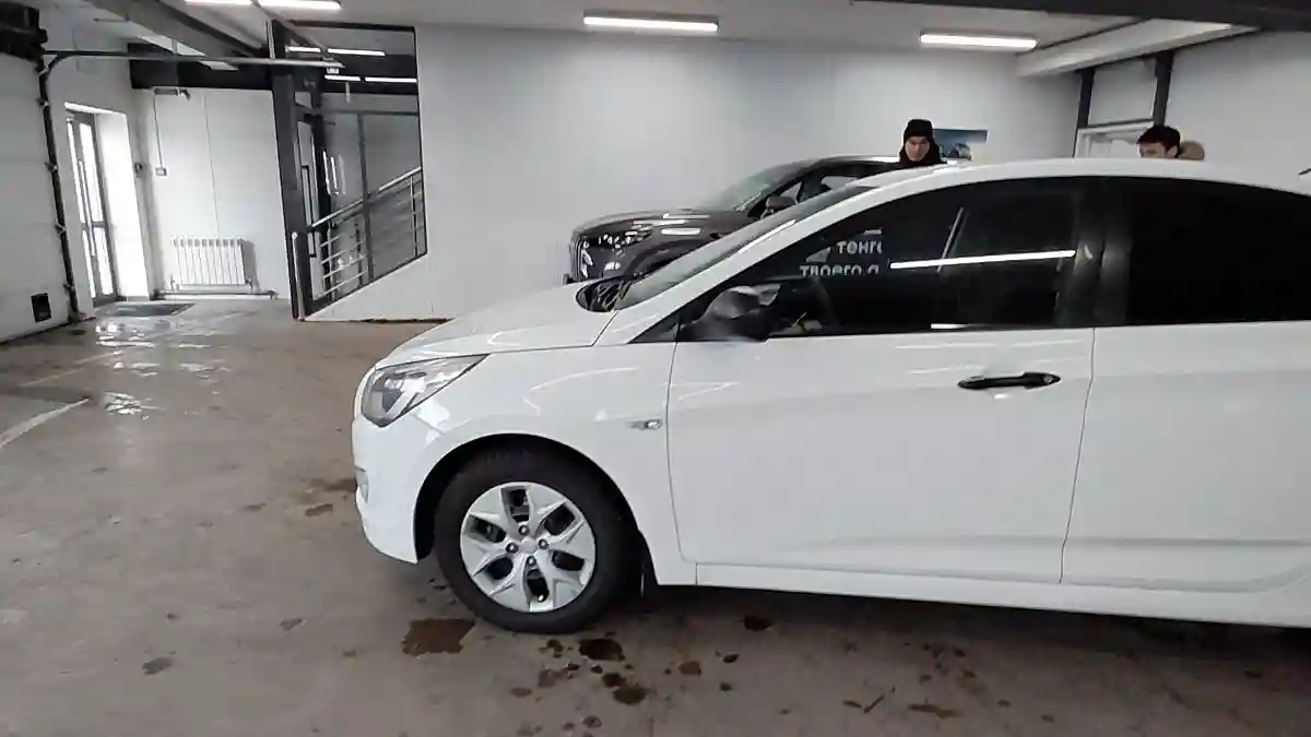 Hyundai Solaris 2014 года за 4 000 000 тг. в Астана