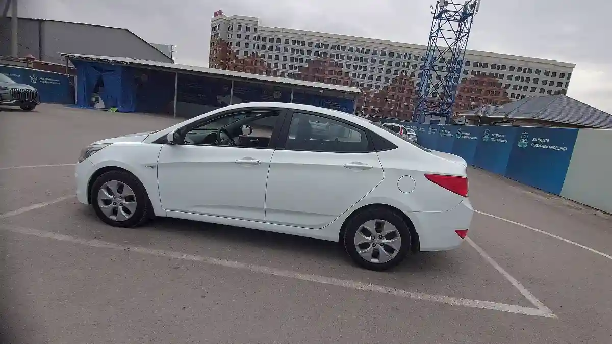 Hyundai Solaris 2015 года за 5 200 000 тг. в Шымкент