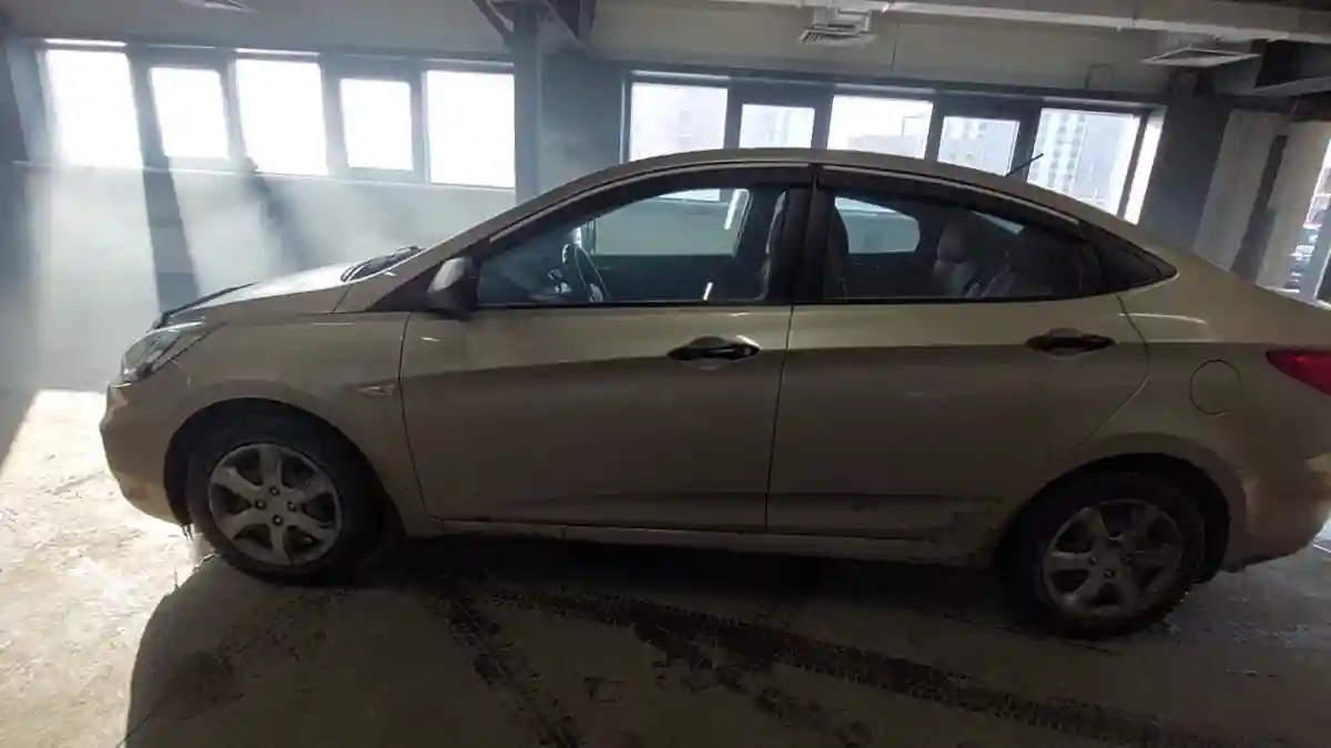 Hyundai Accent 2013 года за 5 000 000 тг. в Астана