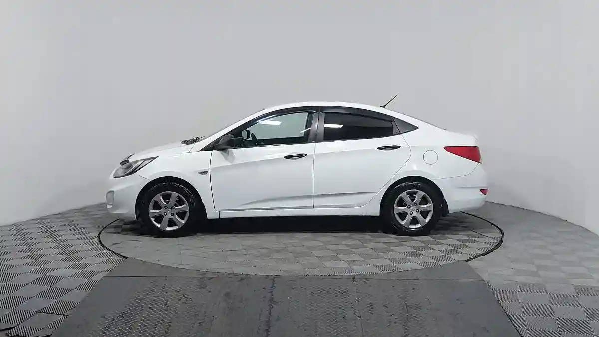 Hyundai Accent 2013 года за 3 990 000 тг. в Астана