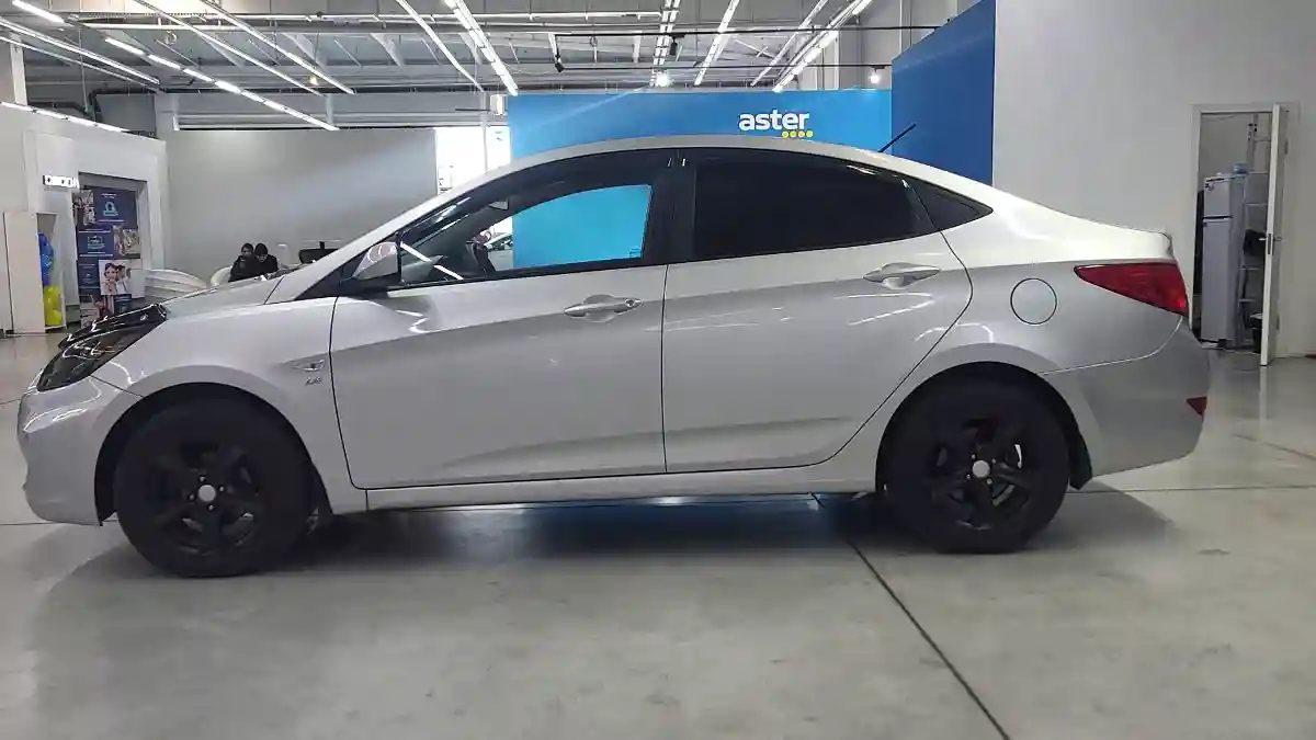 Hyundai Accent 2013 года за 4 390 000 тг. в Усть-Каменогорск