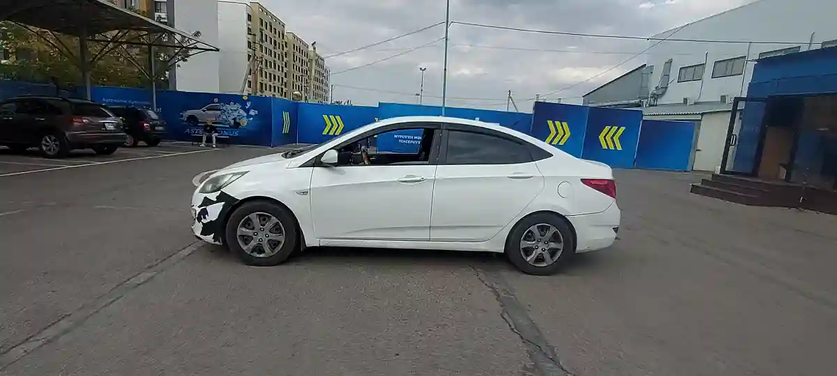 Hyundai Accent 2013 года за 3 200 000 тг. в Алматы