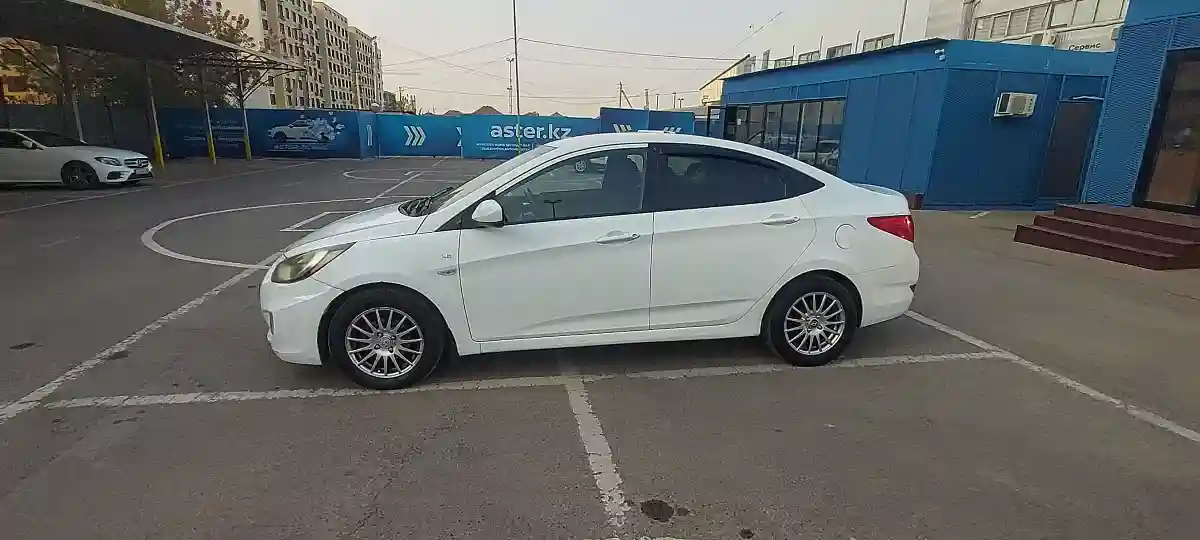 Hyundai Accent 2013 года за 5 000 000 тг. в Алматы